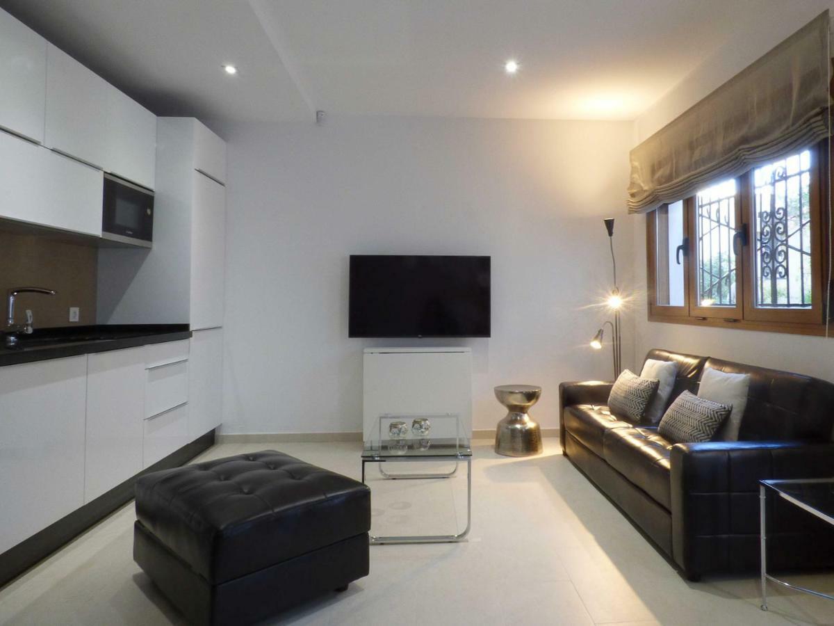Polo Apartments - เบนาบีส ภายนอก รูปภาพ