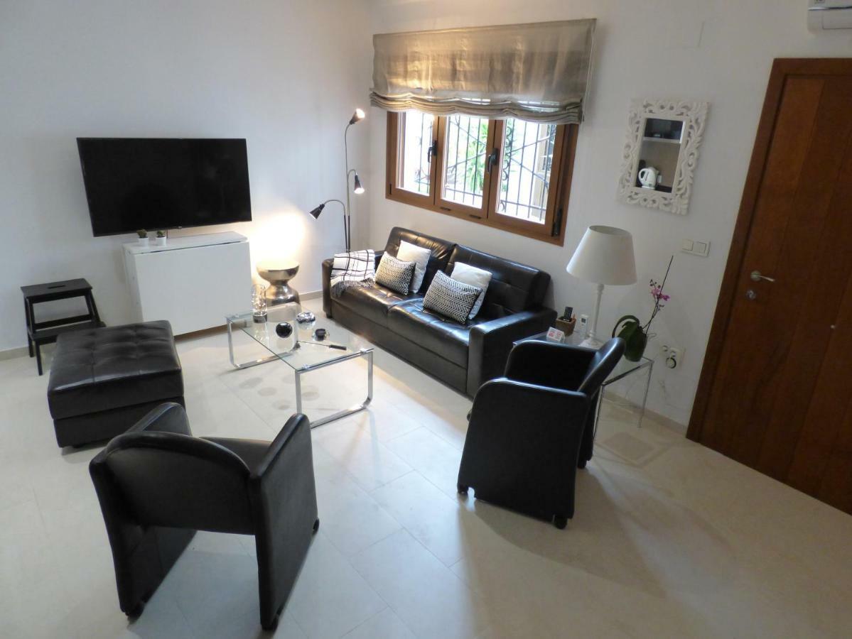 Polo Apartments - เบนาบีส ภายนอก รูปภาพ